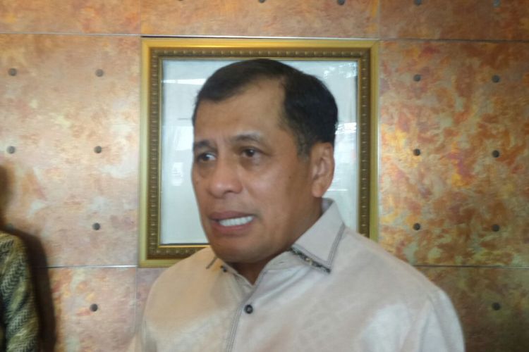 Nurdin Halid Nilai Impor BBM Satu Pintu Bukan Monopoli