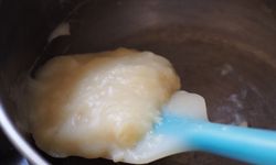 4 Bahan Pengental Masakan di Dapur, Tak Cuma Larutan Maizena