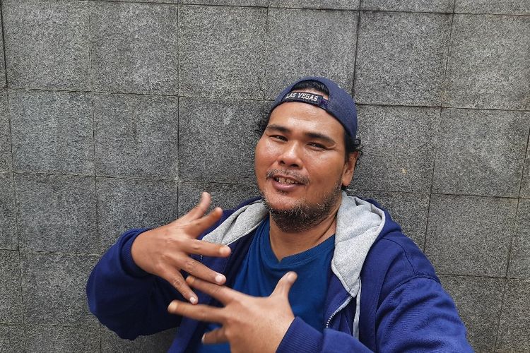 Masih Sakit dan Hidup Sendiri di Kos, Fahmi Bo Kini Hanya Mengandalkan Bantuan Orang Sekitar 