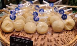 Chewy Cheese Ball Jadi Favorit Orang Indonesia di Paris Baguette, Seperti Apa Rasanya?