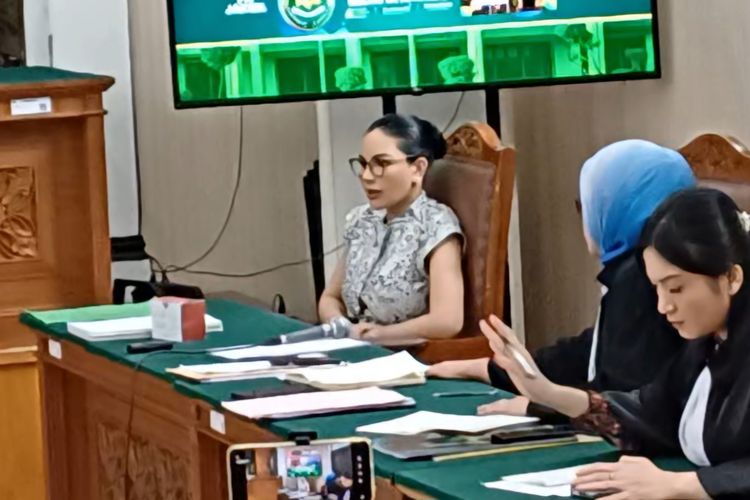 Kesaksian Konsumen Skincare Reza Gladys di Sidang Nikita Mirzani: 19 Jarum Suntik dan Black Mamba