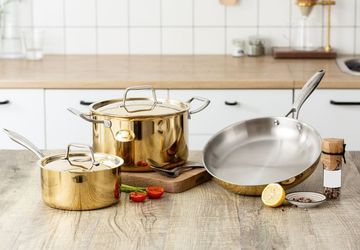 Cara Membersihkan Wajan Stainless Steel Menurut Pakar